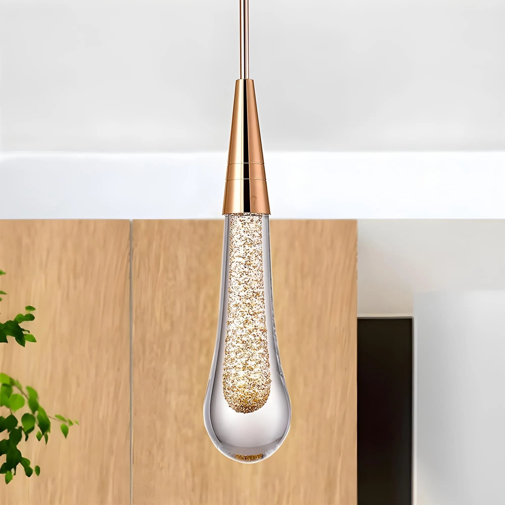 Teardrop Pendant Light in Gold – Home Decor, Ambient Lighting