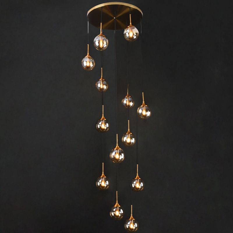 Moderne Spiral-Ball-Glas Treppen-Chandelier – Wohnraum, Beleuchtung