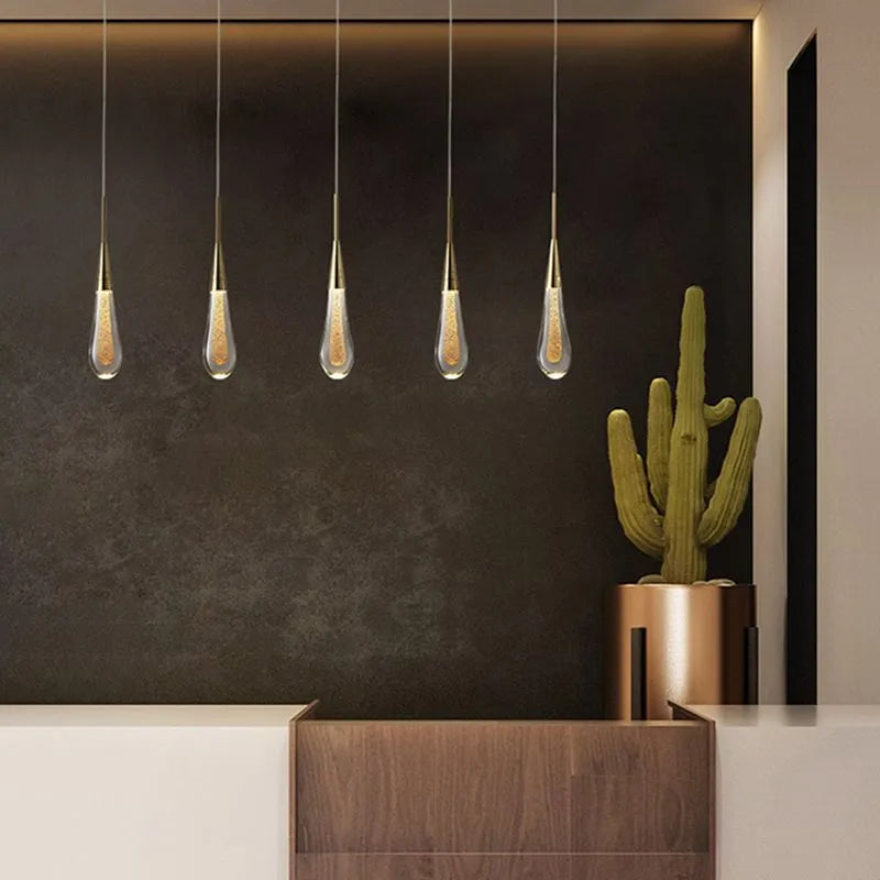 Teardrop Pendant Light in Gold – Home Decor, Ambient Lighting