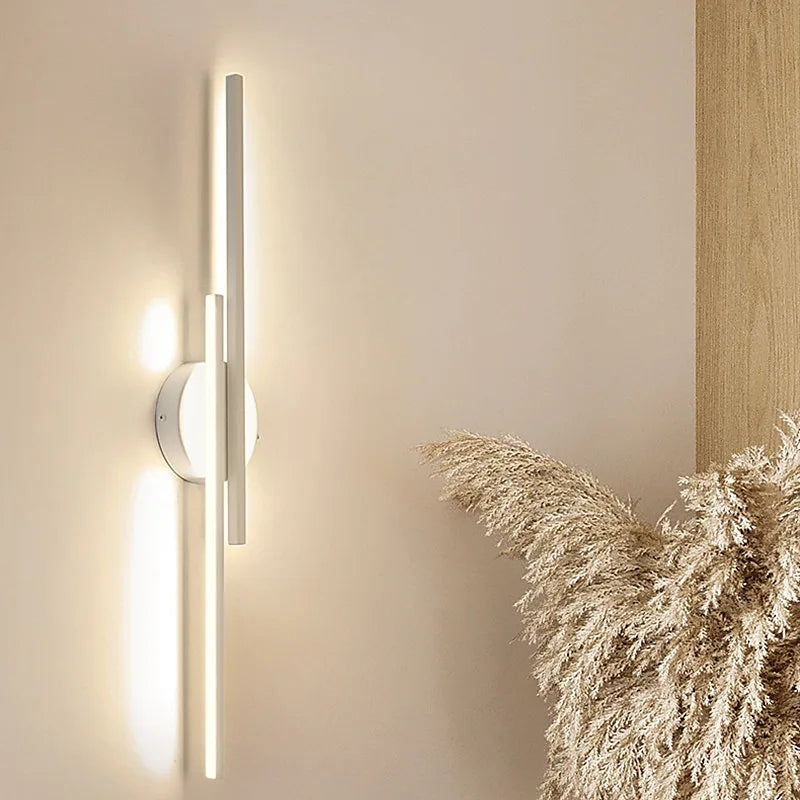 LED Wall Lamp, Metal, Black/White – Modern Decor, Home Lighting