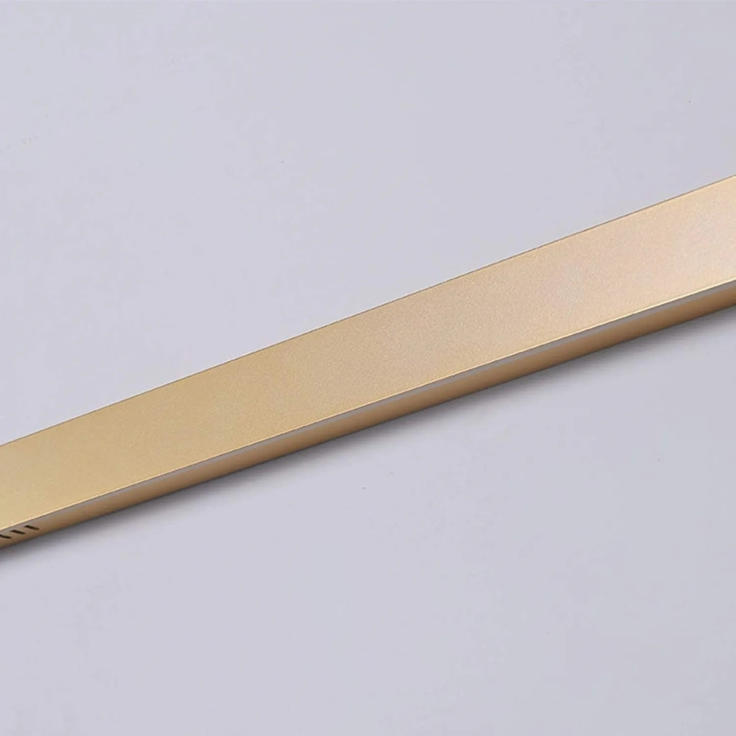 Minimalist Linear Wall Lamp, Metal Gold/Black/White – Home Decor, Modern Lighting