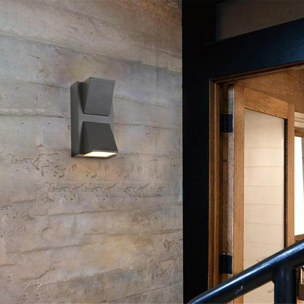 Modern LED Outdoor Wall Lamp – Garden, Patio